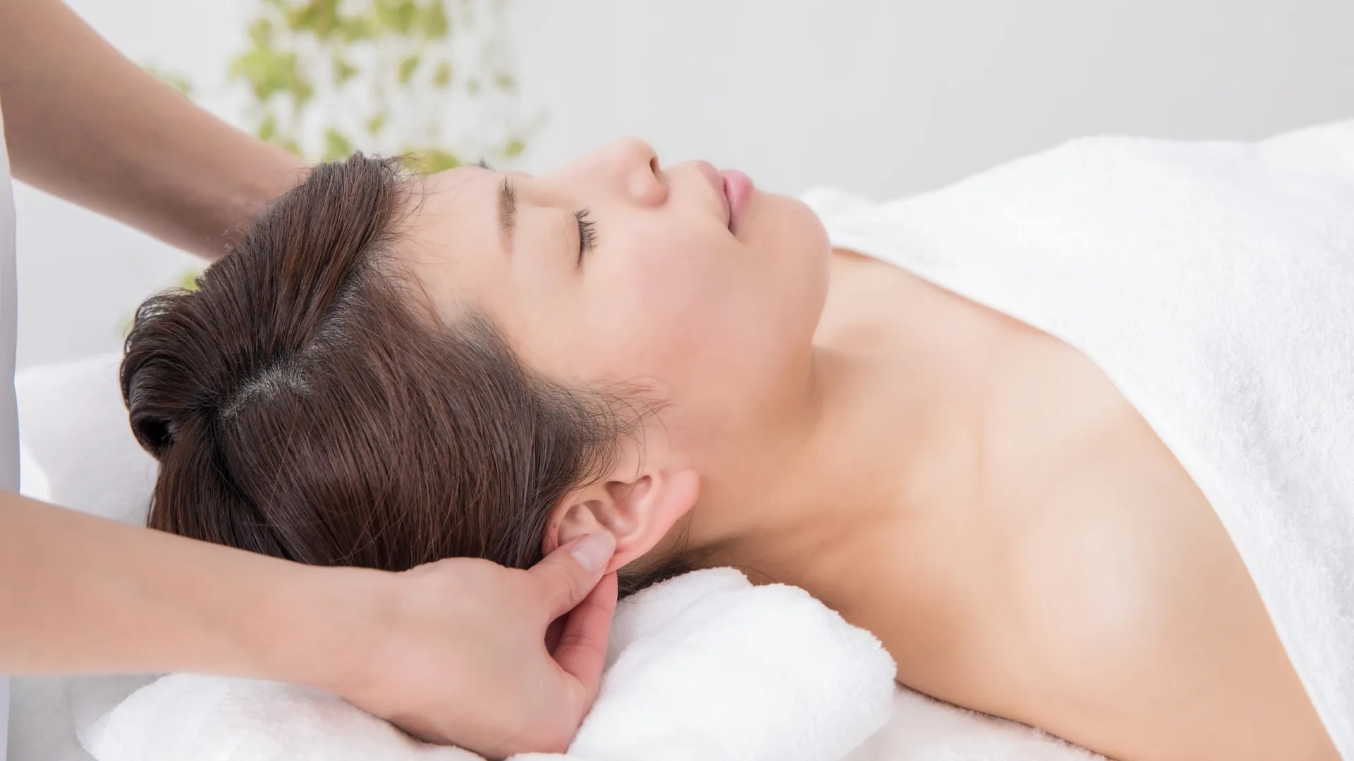 耳つぼ＆ヘッドマッサージ